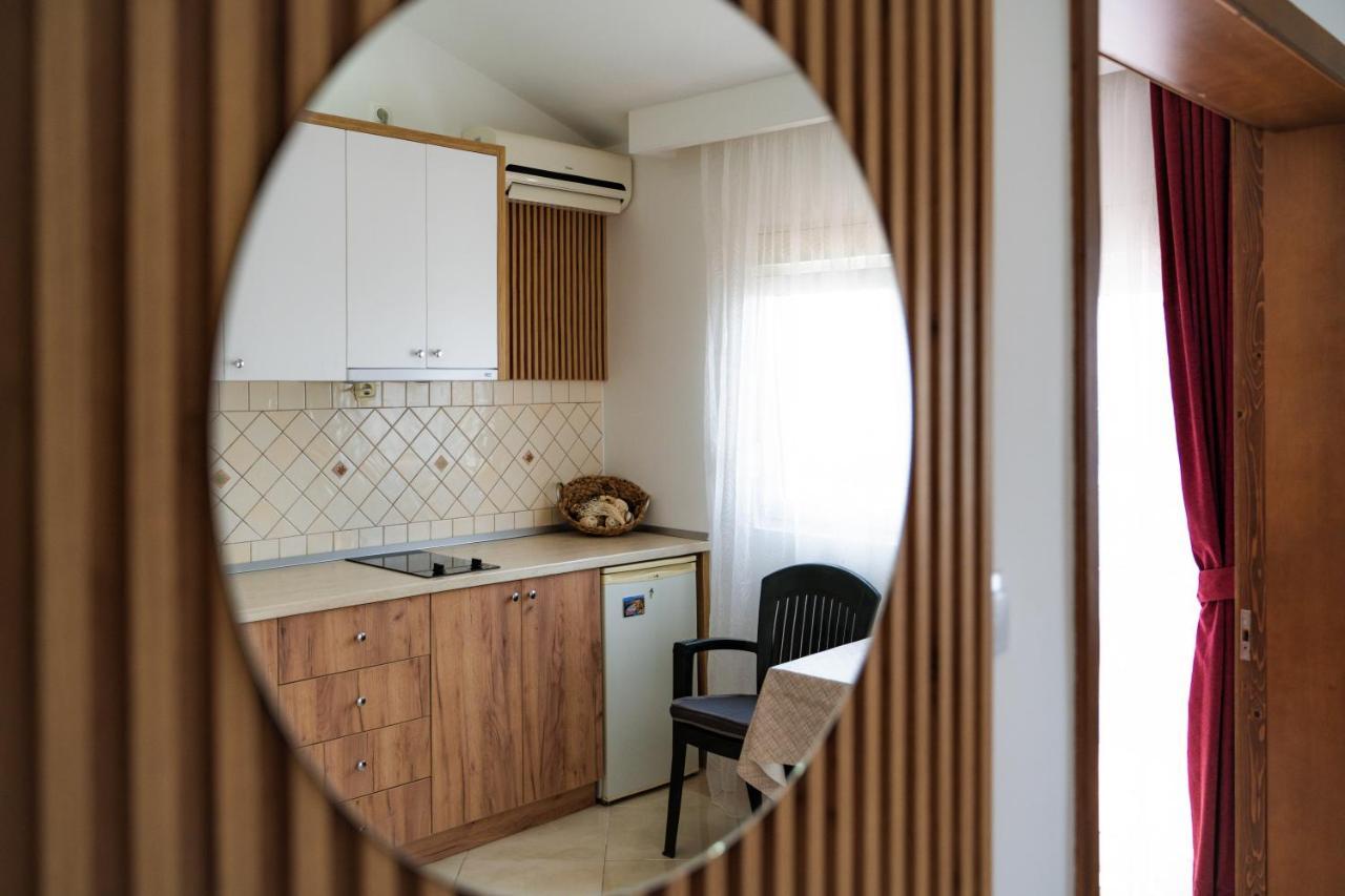 Apartments Villa Egzon Ulcinj Exterior photo
